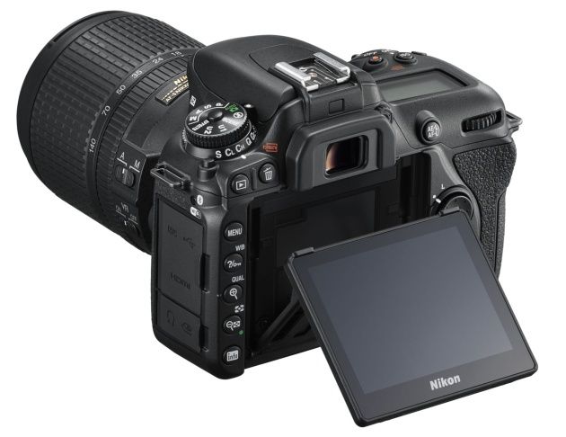 Nikon D7500 tył ekran LCD odchylenie