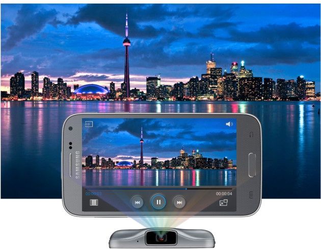 Smartfon Galaxy Beam 2 smartfon projektor