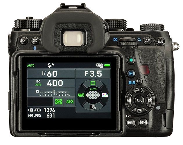 Pentax K1 tył
