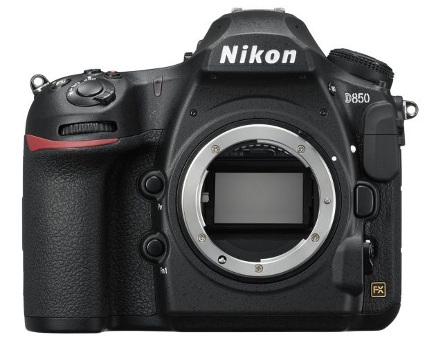 Nikon D850 przód