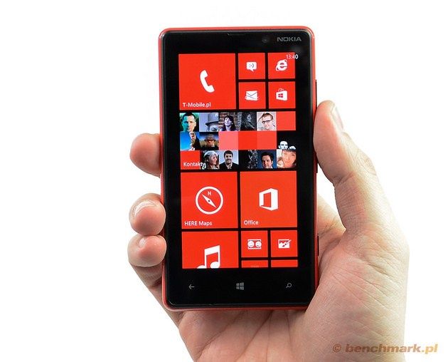 Nokia Lumia 820