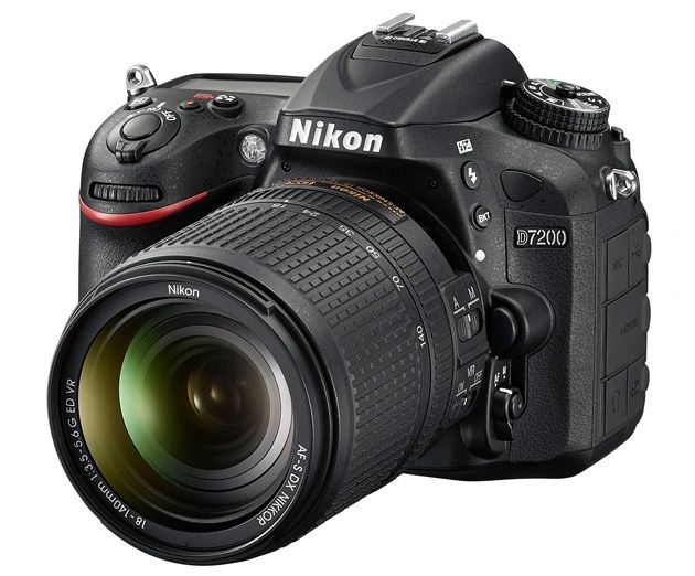 Nikon D7200 18-140mm