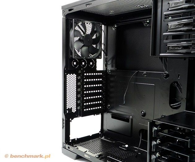Corsair Carbide 300R