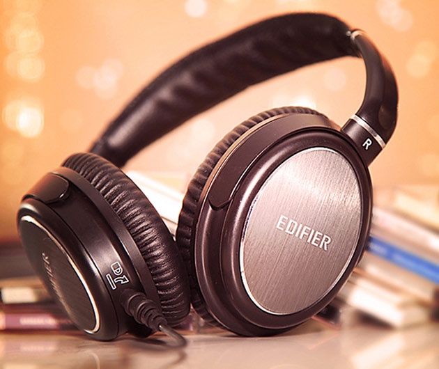 Edifier 850