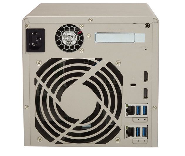 QNAP TVS-463 - tył obudowy