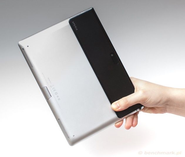 Sony Xperia S tablet widok tylna ścianka