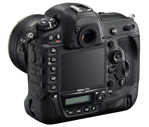Nikon D4S widok tył bok
