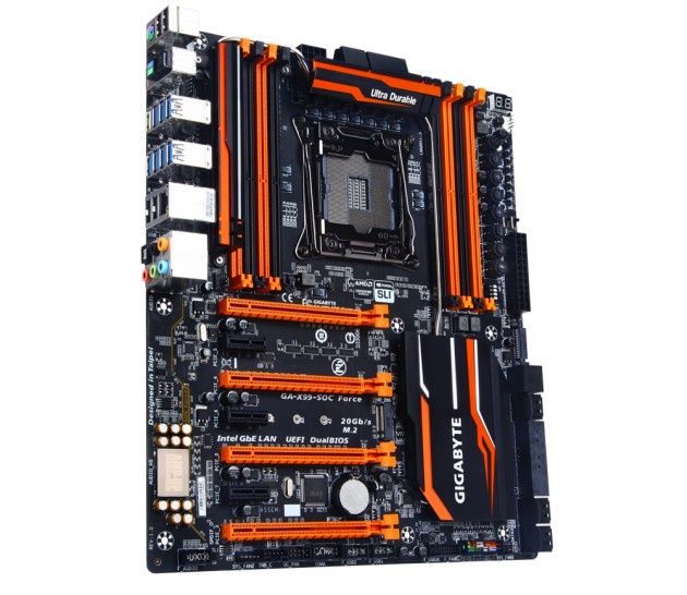 Gigabyte GA-X99-SOC Force porty rozszerzeń