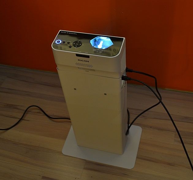 Ricoh PJ WX4141NI pionowo