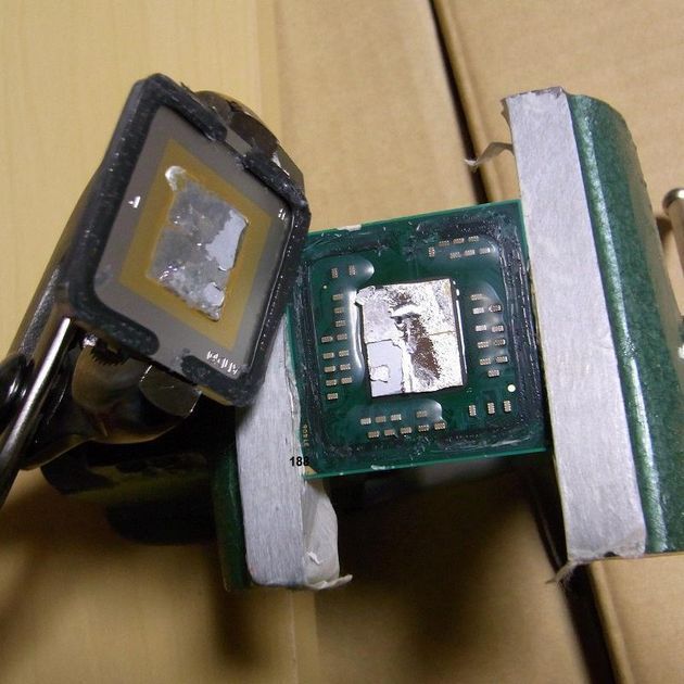 AMD A10-7870K Kaveri - materiał termoprzewodzący