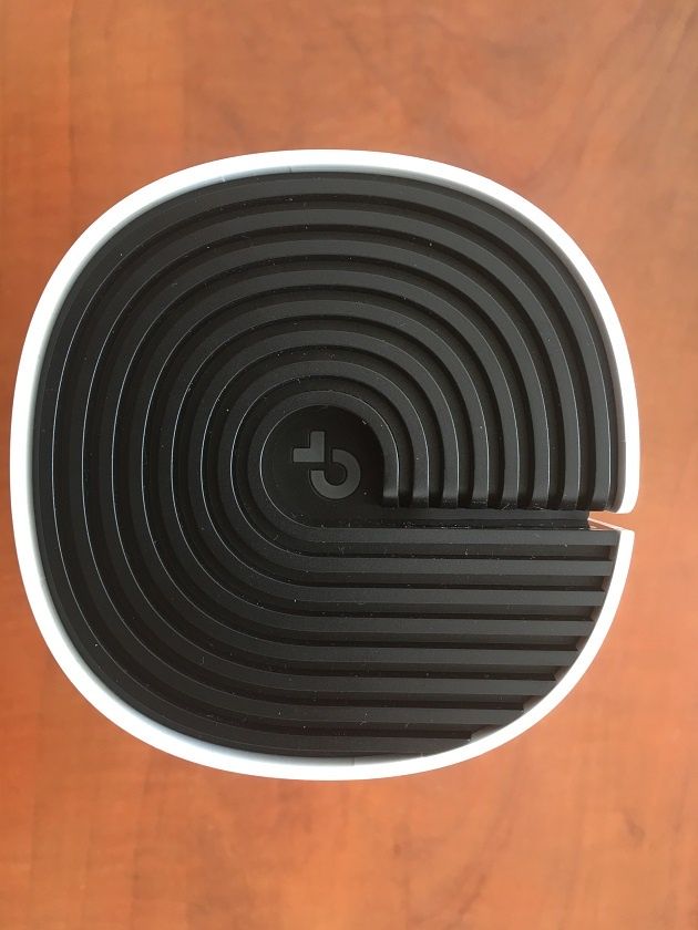 TP-Link Deco P9 - Od góry