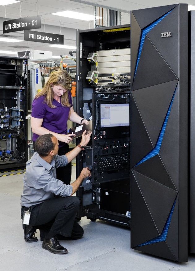 IBM z14 wnętrze
