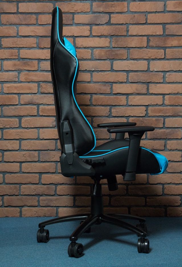 Genesis Nitro880 z profilu