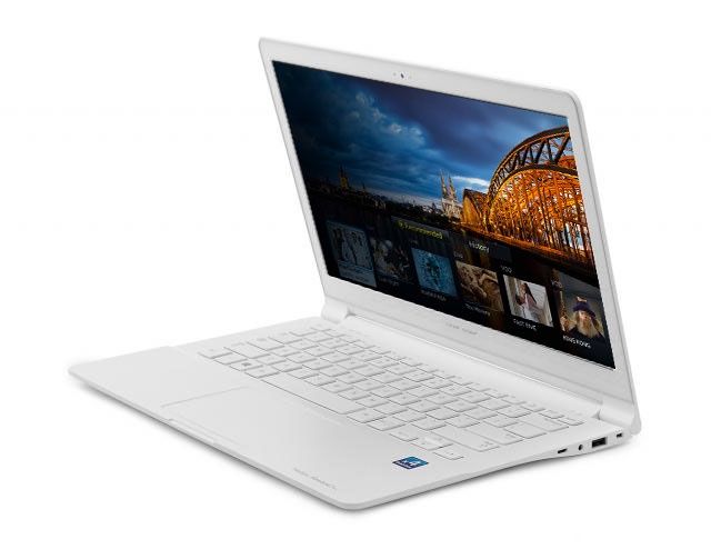 Samsung ATIV Book 9 Lite Smart TV