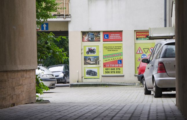 Prawa Na Osiedlowym Parkingu. Gdzie I W Jaki Sposób Można Parkować?