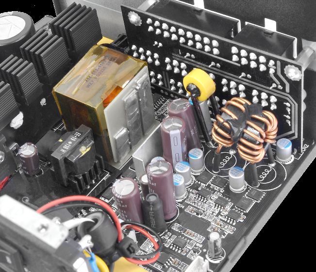 Thermaltake Toughpower PF1