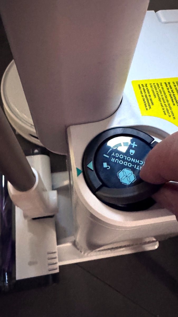 Shark Detect Clean &amp; Empty IW3612