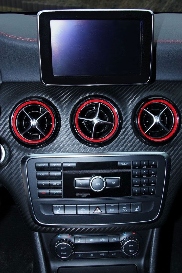 Mercedes Comand Online