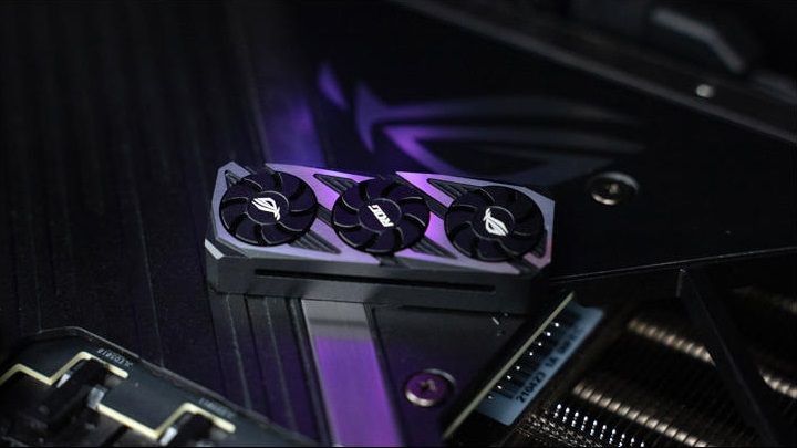 ASUS ROG Strix TouchStone