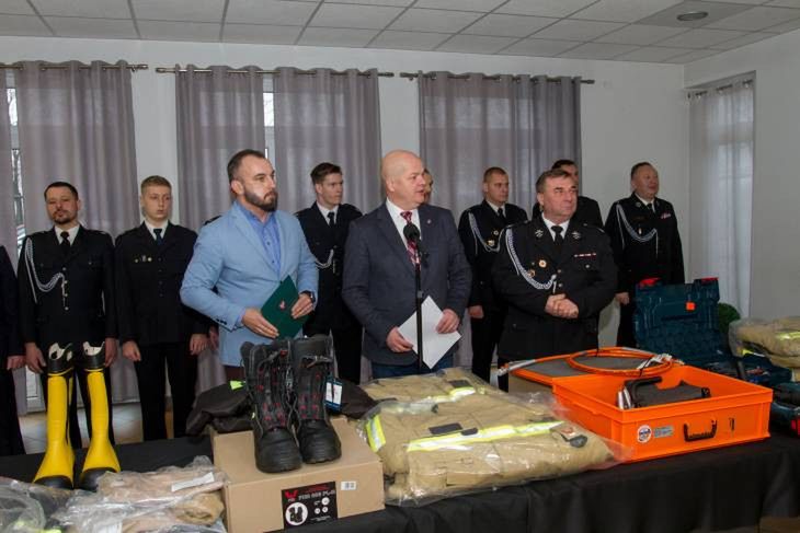 Strażacy ochotnicy z OSP Trzepowo i OSP Borowiczki zyskali nowy sprzęt