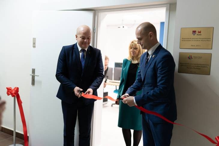 Otwarcie nowej pracowni komputerowej w Filii Politechniki Warszawskiej