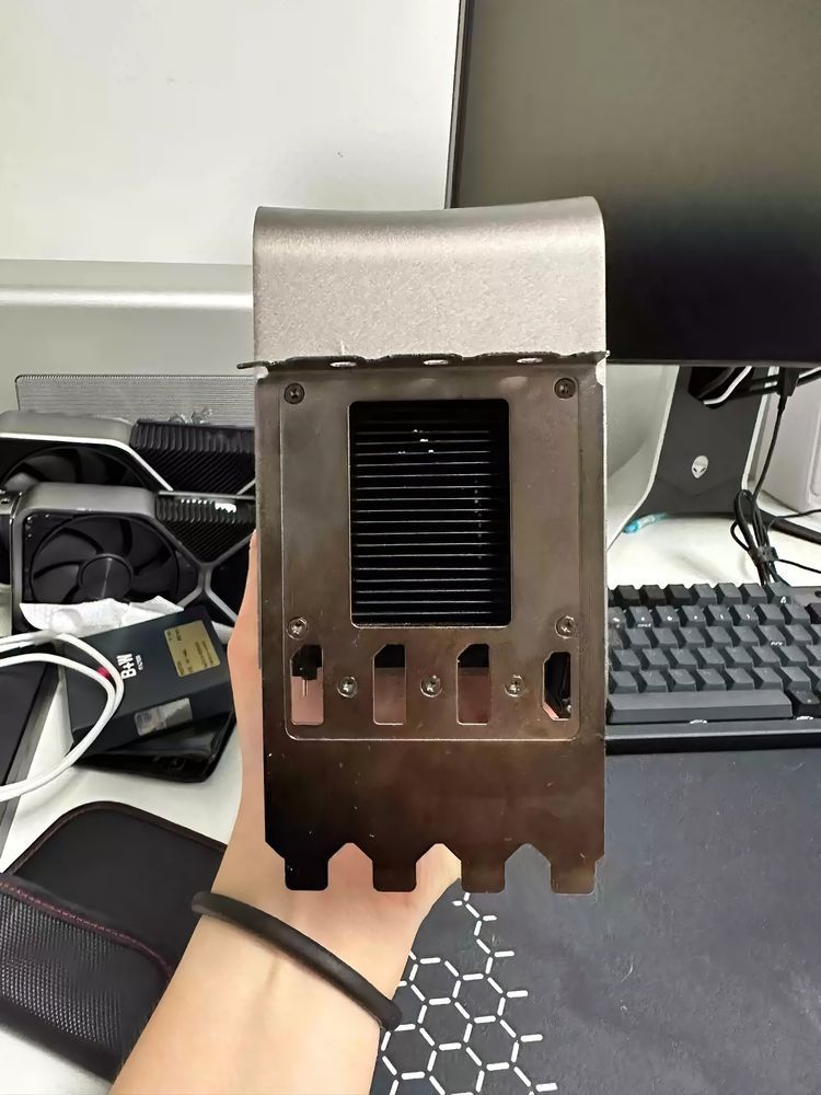 GeForce RTX 4090 Ti - chłodzenie