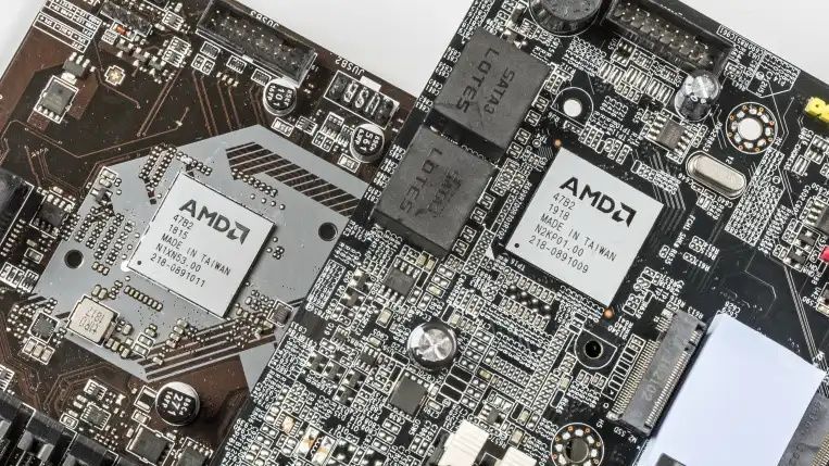 AMD B450 i B550A