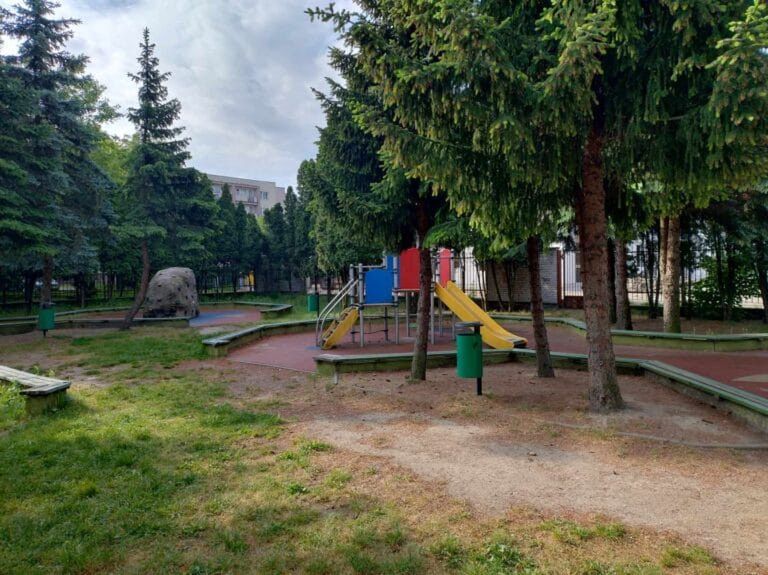 Plac zabaw przy Stadionie Miejskim nieczynny do odwołania!