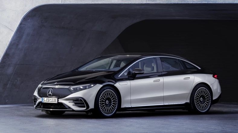Mercedes-Benz EQS