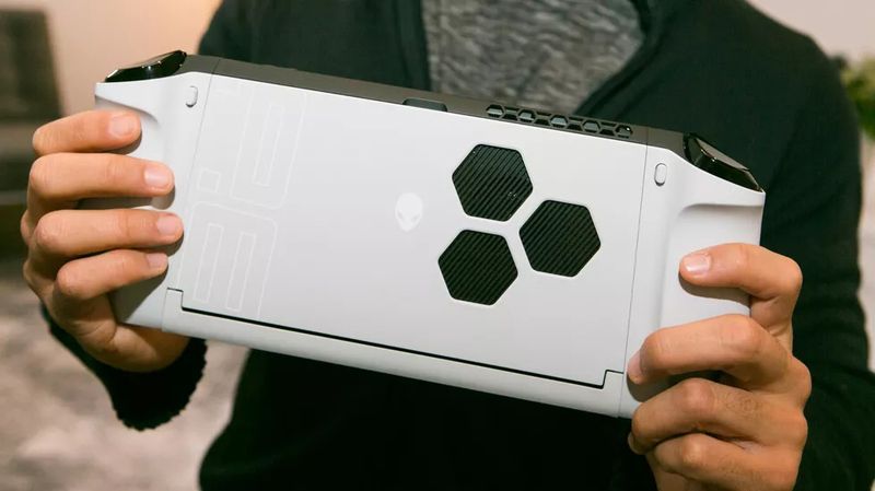 Alienware Concept UFO
