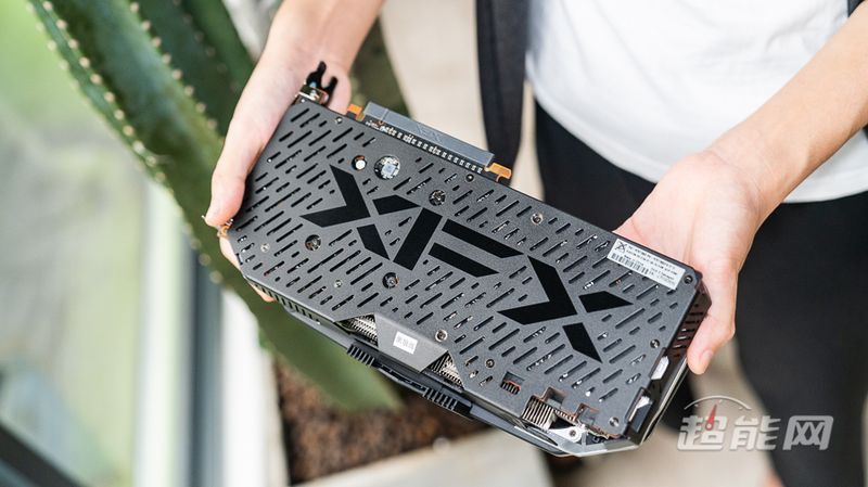XFX Radeon RX 5700 XT