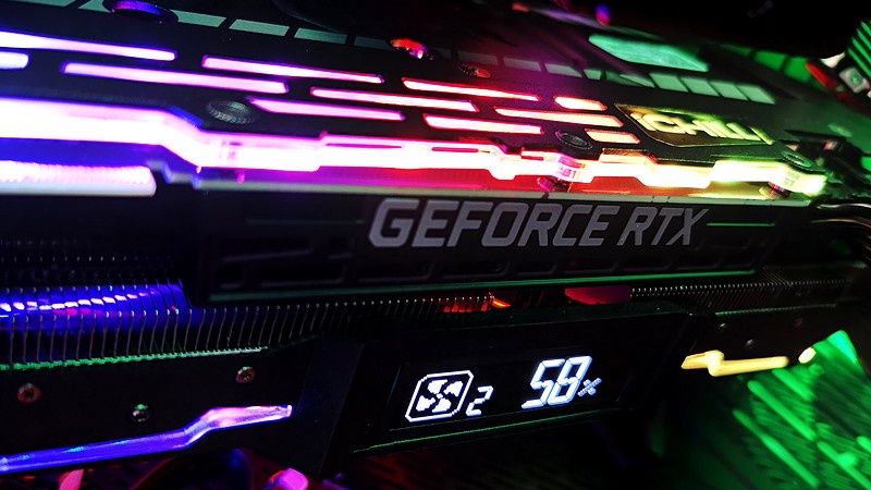 Inno3D GeForce RTX 2080 Super iChill X3 Ultra - wyświetlacz i podświetlenie w akcji