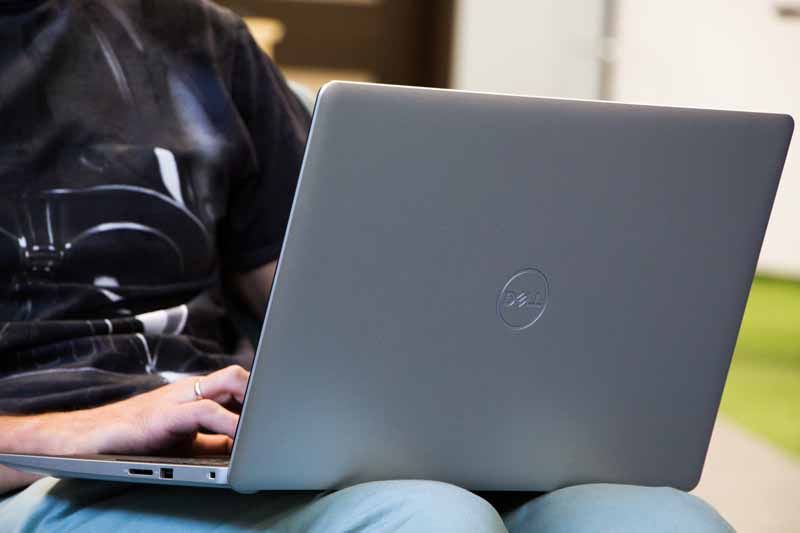 Dell Inspiron 15 3583