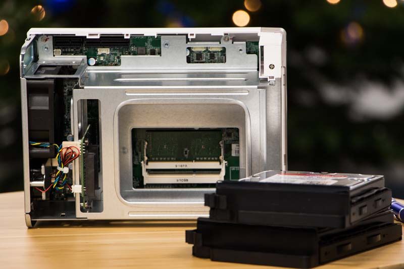 QNAP TS-251B - opcje rozbudowy - PCI-E