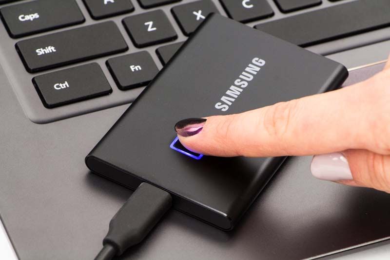 Samsung Portable SSD T7 Touch