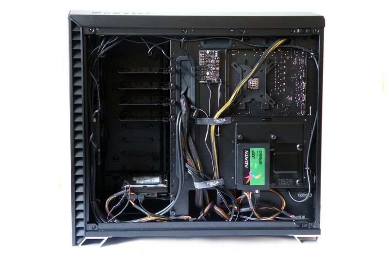 Fractal Design Vector RS - montaż podzespołów