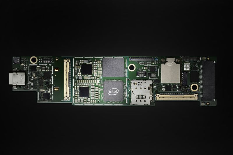 Intel Leakfield