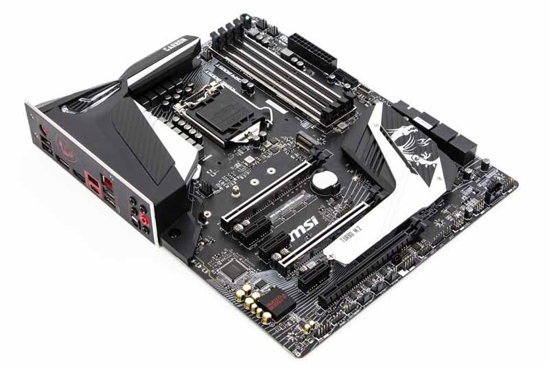 MSI MPG Z390 Gaming PRO Carbon - w całej okazałości
