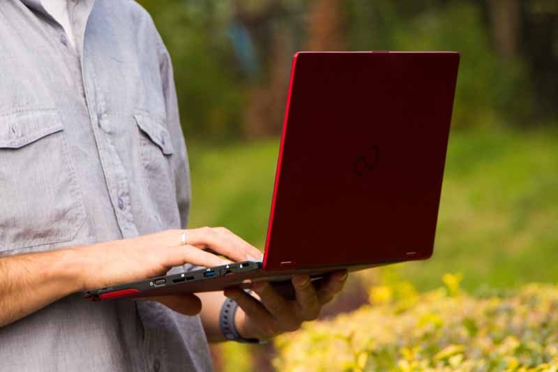 Fujitsu LifeBook U939X
