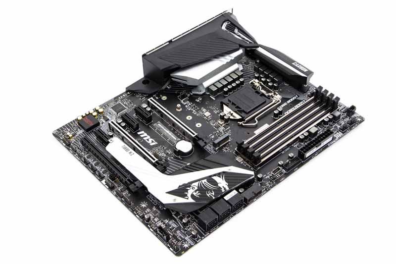 MSI MPG Z390 Gaming PRO Carbon - wygląd robi wrażenie