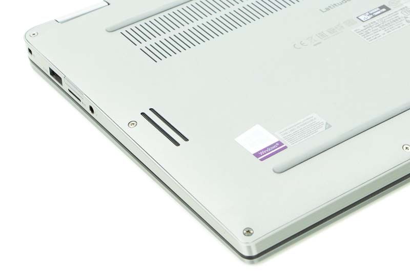 Dell Latitude 7400 2W1 - Spód