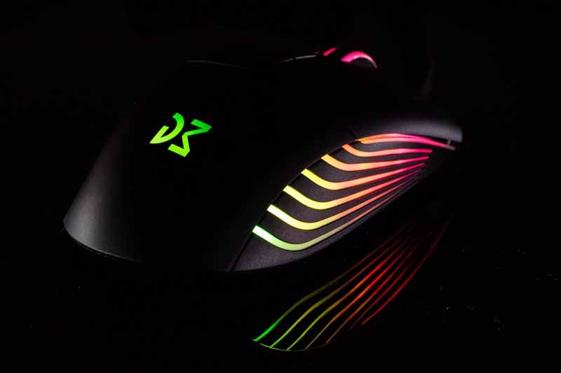 DM5 Blink - podświetlenie RGB