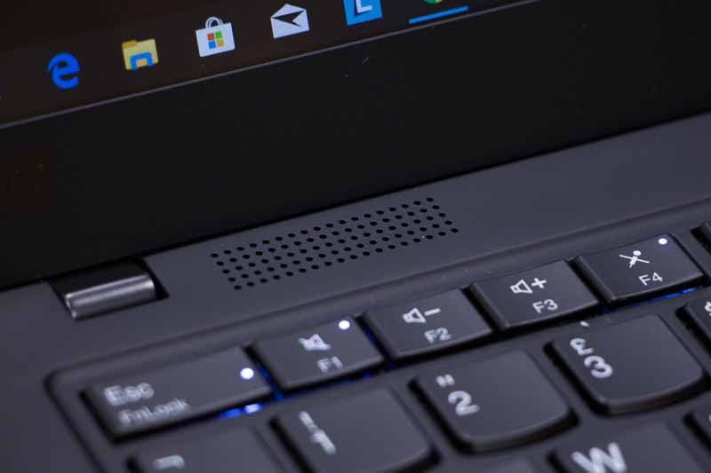 Lenovo ThinkPad X1 Carbon 7 głośniki