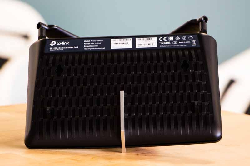 TP-Link Archer MR600 - Spód