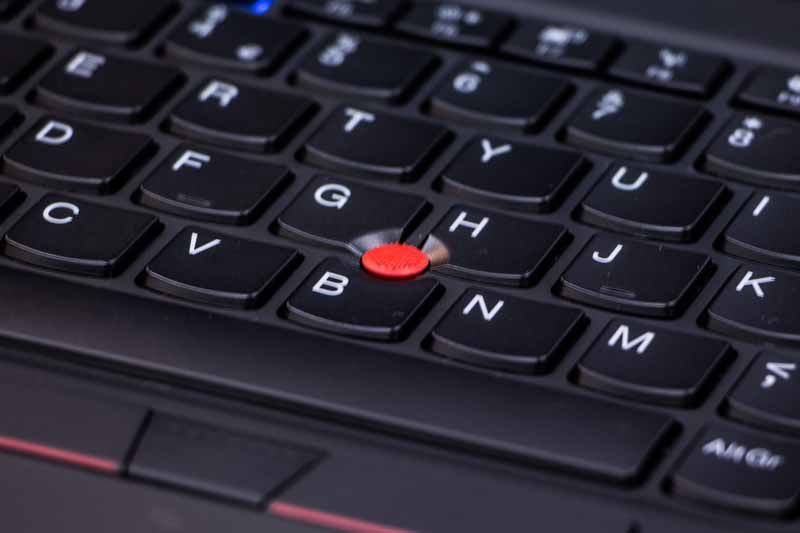 Lenovo ThinkPad X1 Carbon 7 track point
