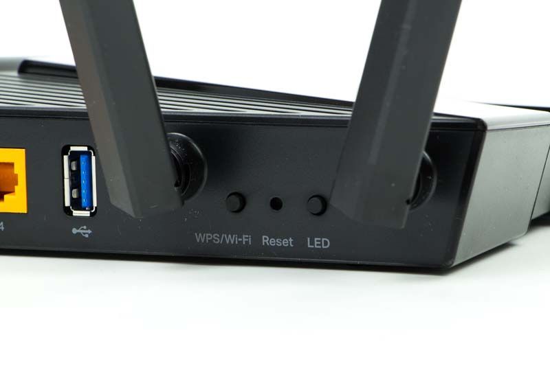 TP-Link Archer AX50 - Porty 3