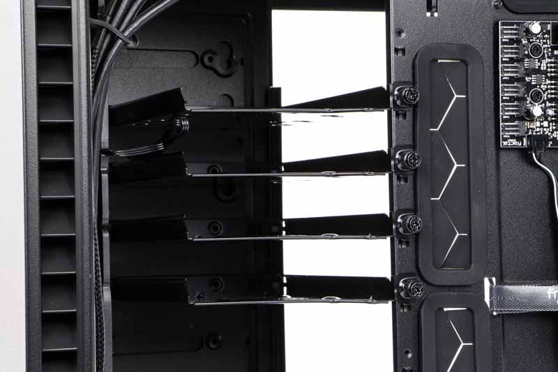 Fractal Design Vector RS