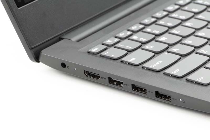 Lenovo Ideapad S145-14IWL (81MU009TPB) - porty po lewej