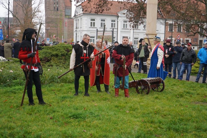 Obchody 11 listopada 