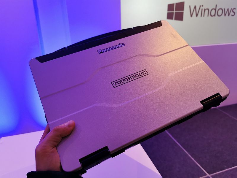 Panasonic Toughbook 55 - waga nieco ponad 2 kg